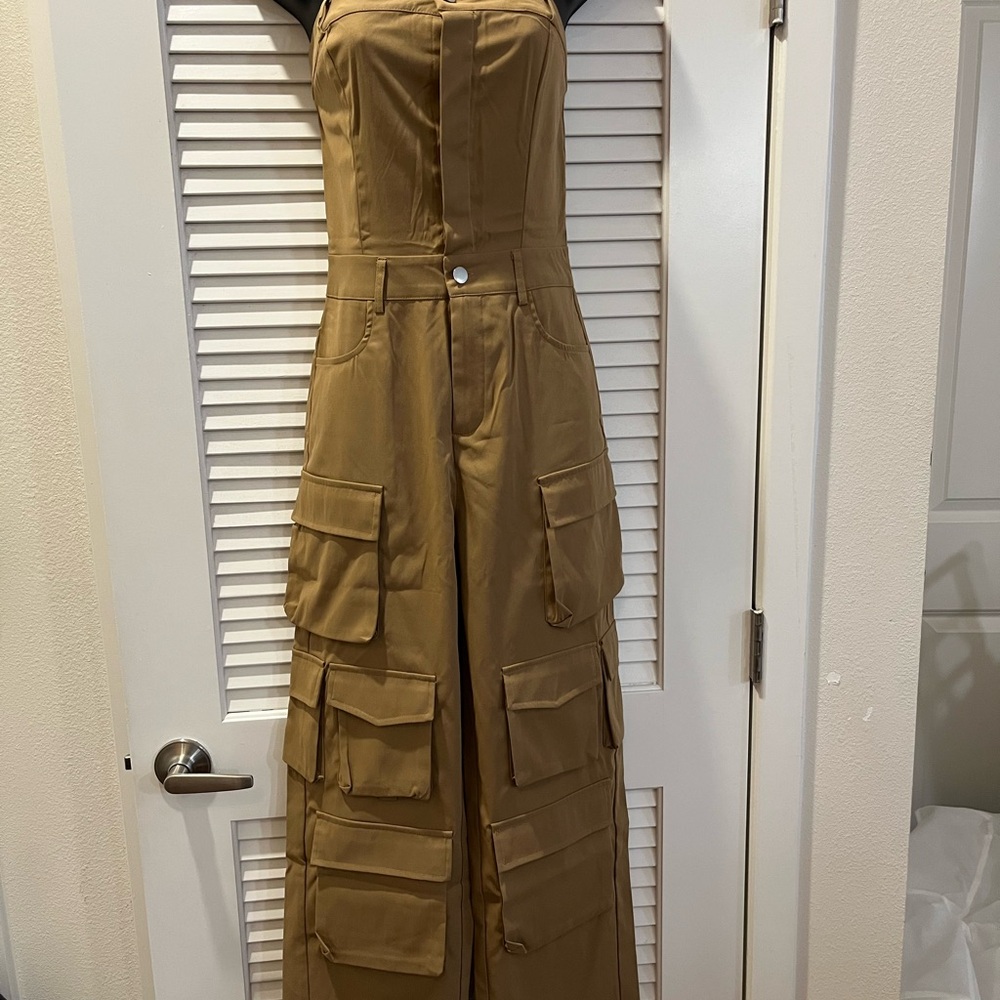 Women’s Cargo Jumpsuit in Khaki